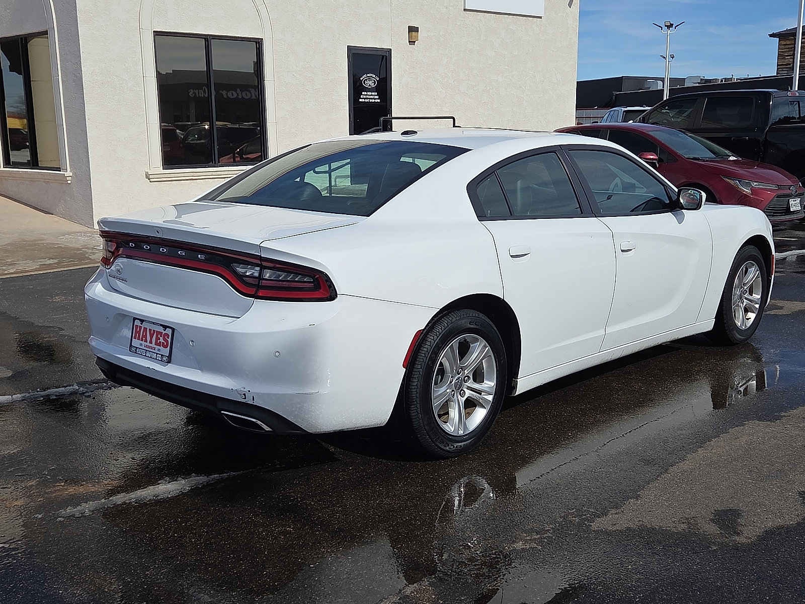 Used 2021 Dodge Charger SXT w/ Leather Interior Group image 4