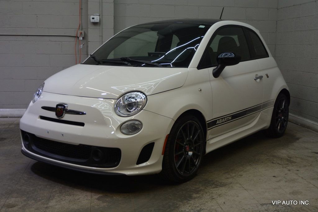 Used 2015 FIAT 500 Abarth w/ Comfort/Convenience Group FWD image 2