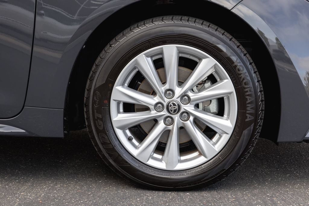 Certified 2026 Toyota Corolla LE w/ LE Premium Package FWD image 4