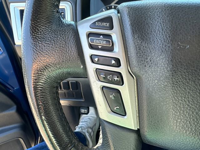 Used 2021 Nissan Titan SV w/ SV Convenience Package image 33