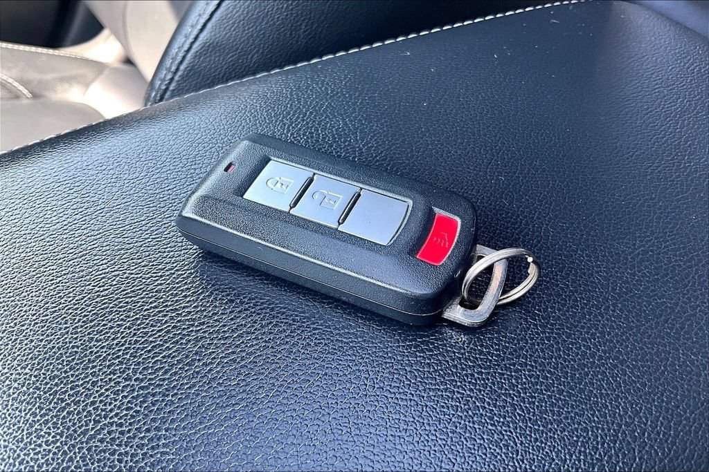 Used 2022 Mitsubishi Eclipse Cross SEL FWD image 11
