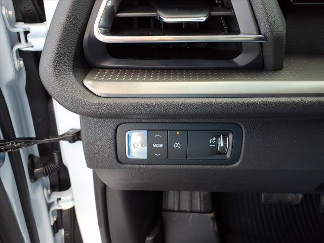 New 2026 Chevrolet Traverse LT image 10