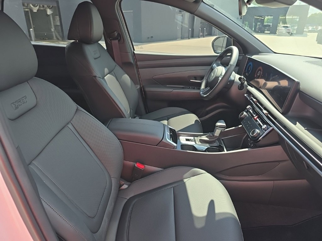 New 2025 Hyundai Tucson XRT image 17