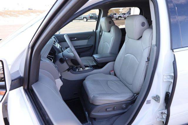 Used 2015 GMC Acadia SLT image 9