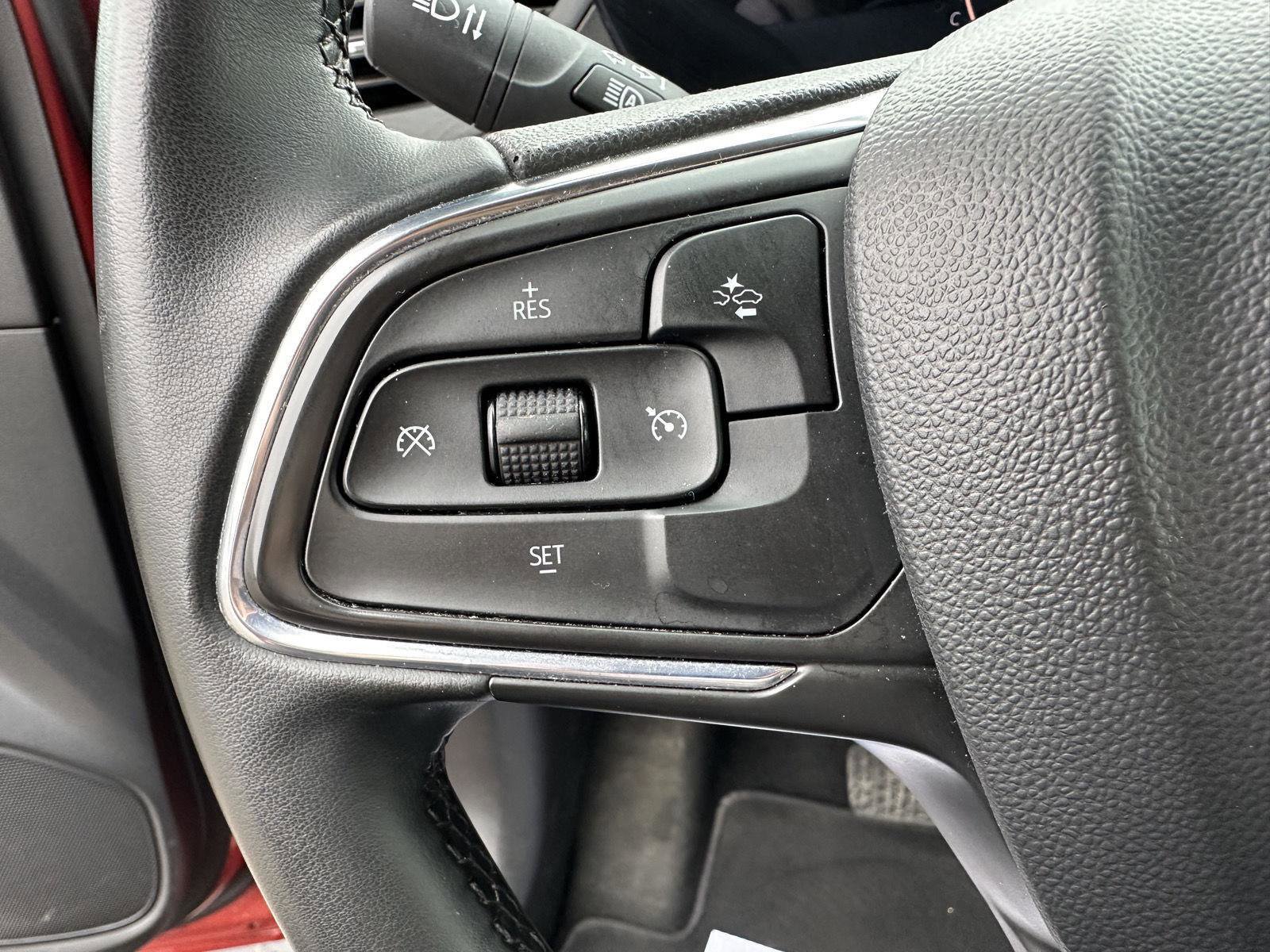 Used 2024 Buick Encore GX Sport Touring image 23