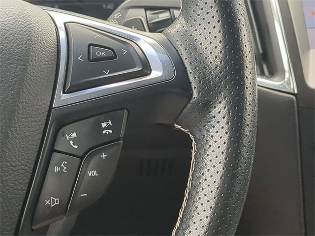 Used 2020 Ford Edge ST image 14