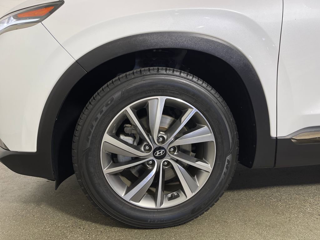 Used 2020 Hyundai Santa Fe Limited FWD image 11