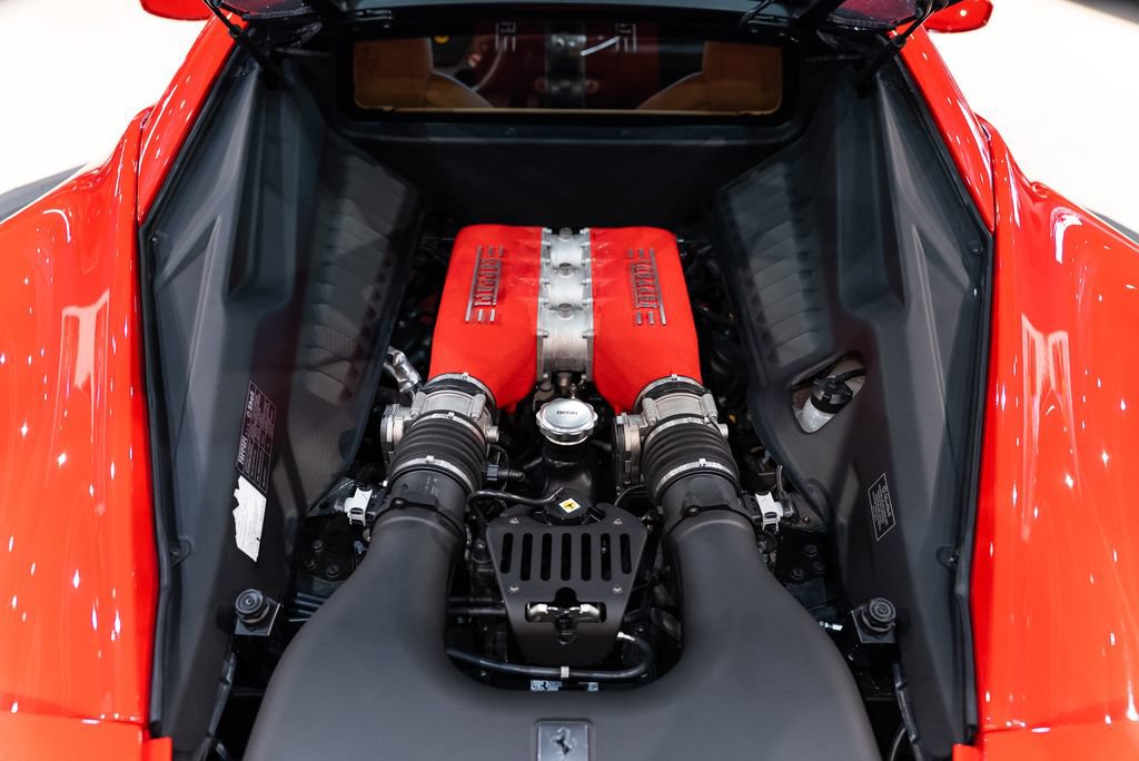 Used 2010 Ferrari 458 Italia Coupe RWD image 18