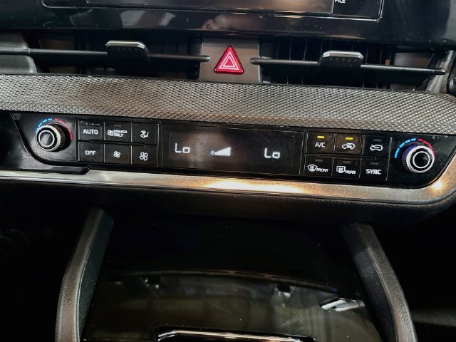 Certified 2023 Kia Sportage LX AWD/4WD image 22