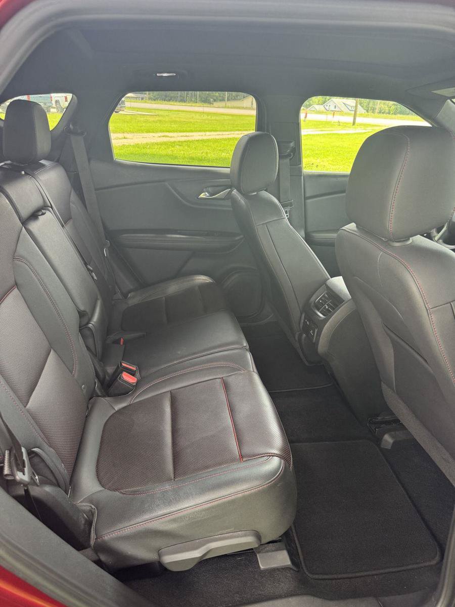 Used 2022 Chevrolet Blazer RS FWD image 17