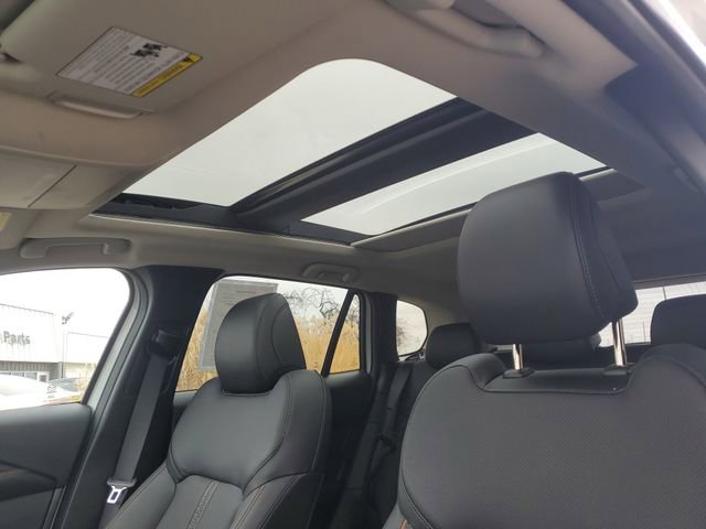 Certified 2025 MAZDA CX-50 AWD 2.5 S w/ Premium Plus Pkg image 6