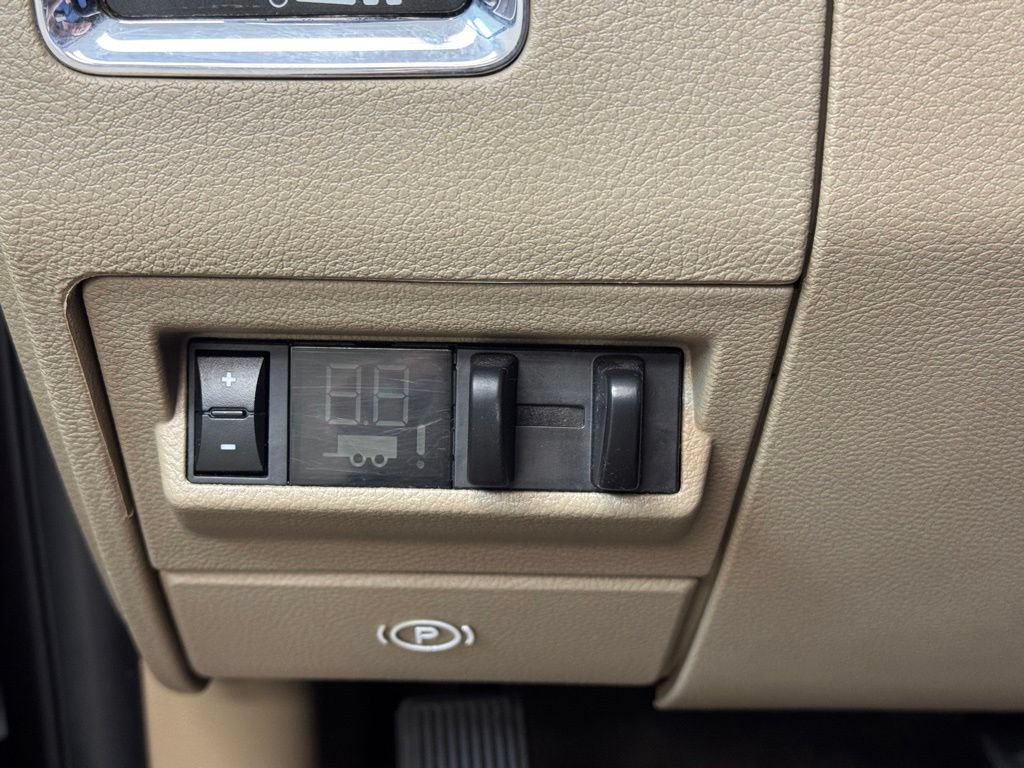Used 2011 RAM 1500 Laramie w/ Protection Group AWD/4WD image 30