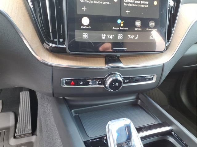 New 2026 Volvo XC60 B5 Plus w/ Protection Package Premier image 20