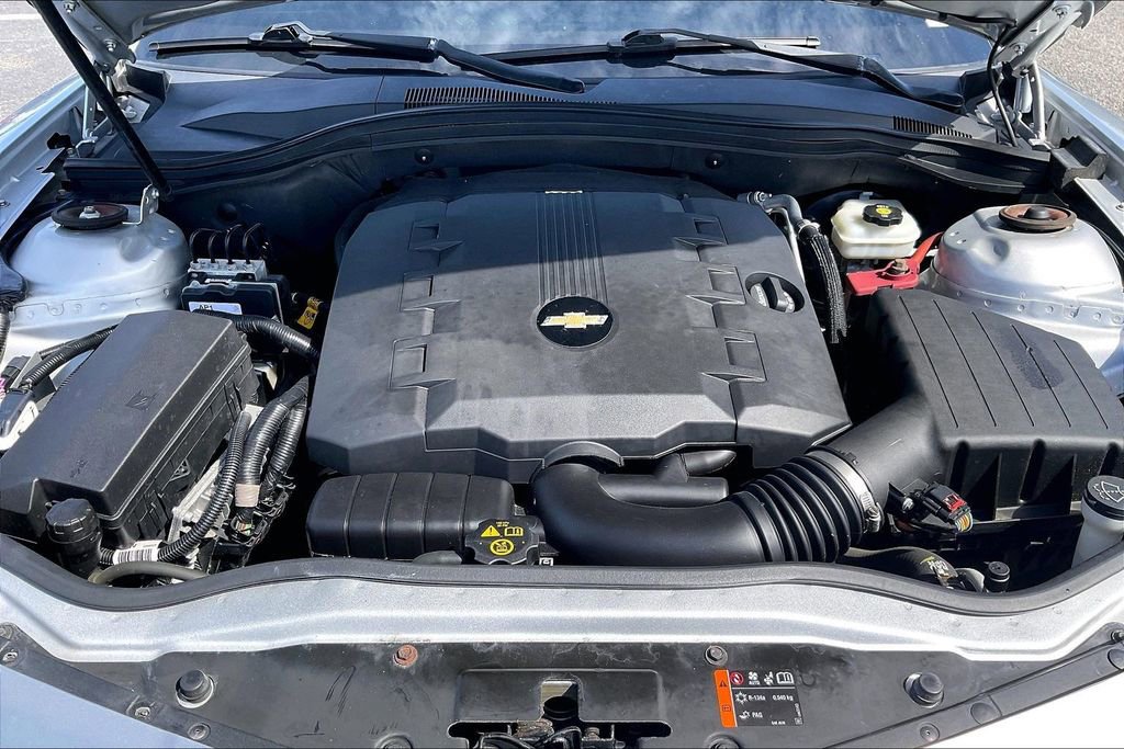 Used 2014 Chevrolet Camaro LS RWD image 10