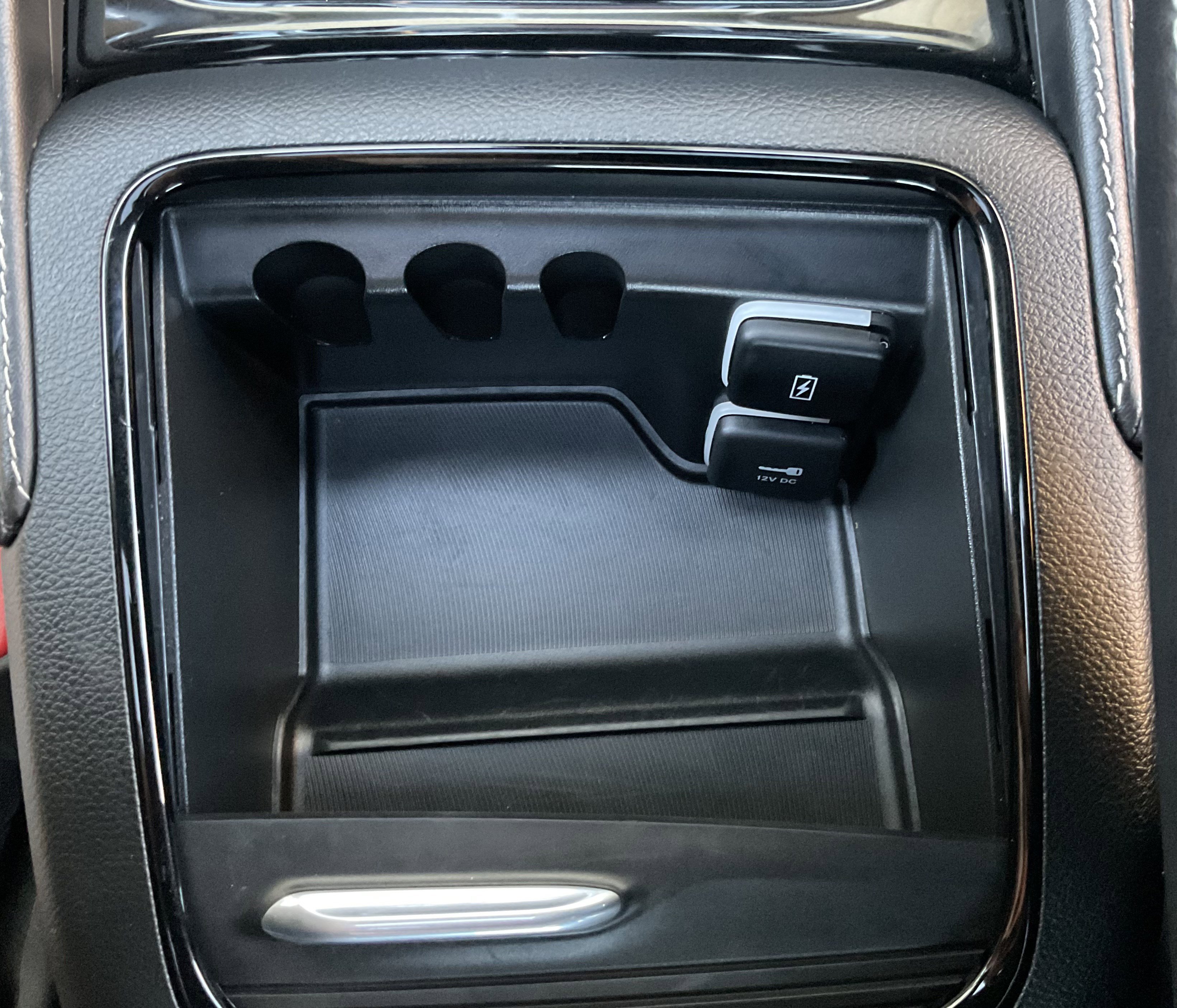 Used 2025 Chrysler Pacifica Limited FWD image 20