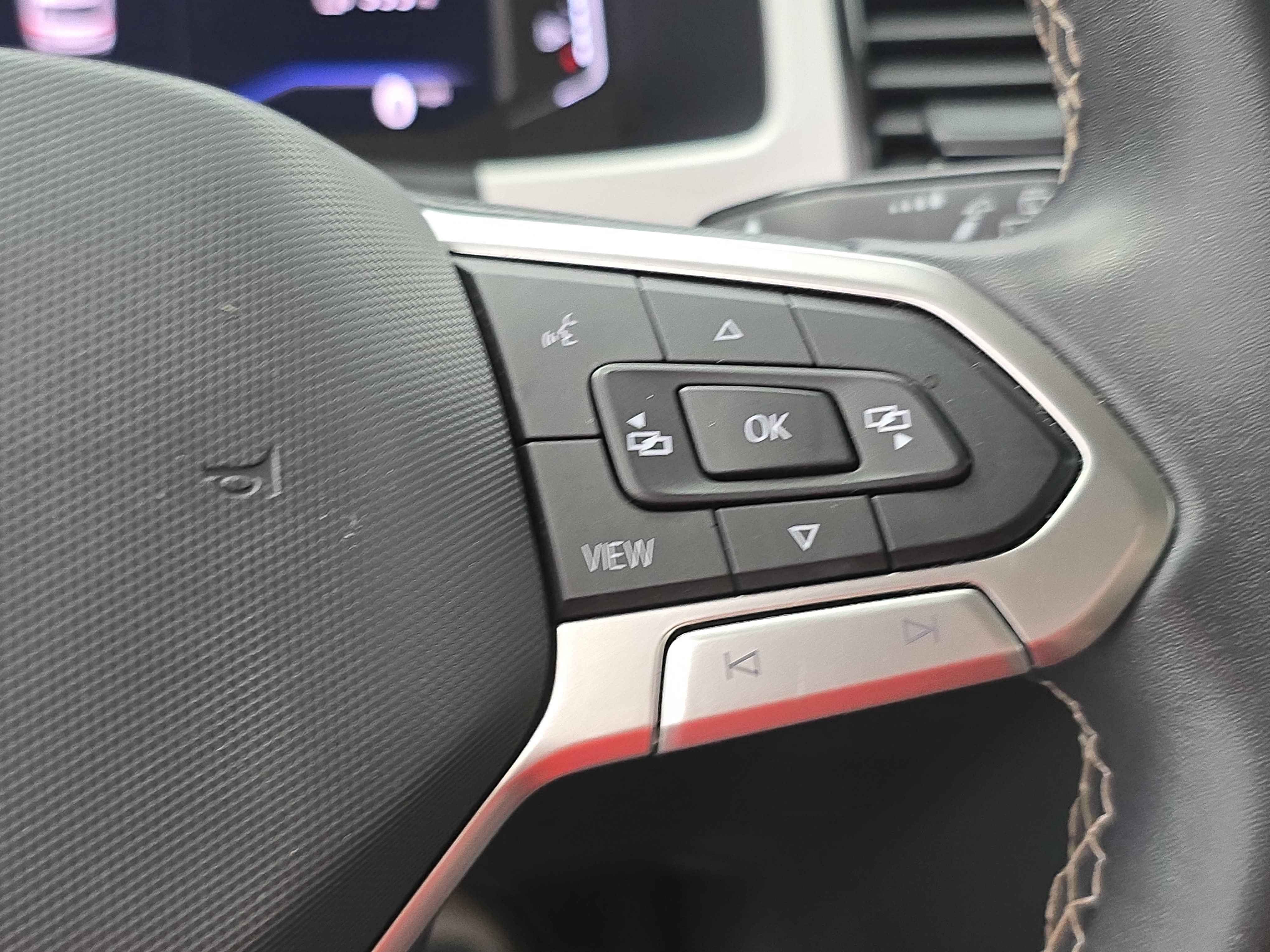 Used 2022 Volkswagen Atlas SE AWD/4WD image 19