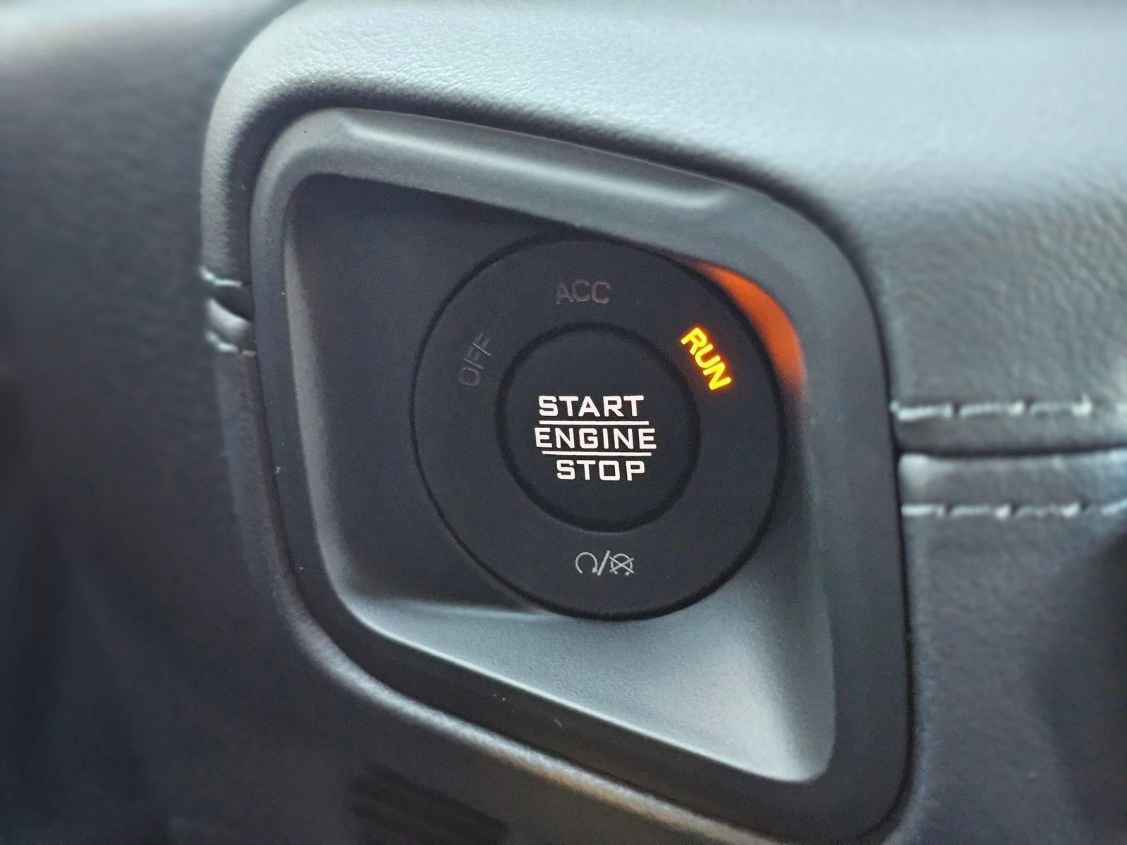 New 2026 Jeep Gladiator Sahara image 15