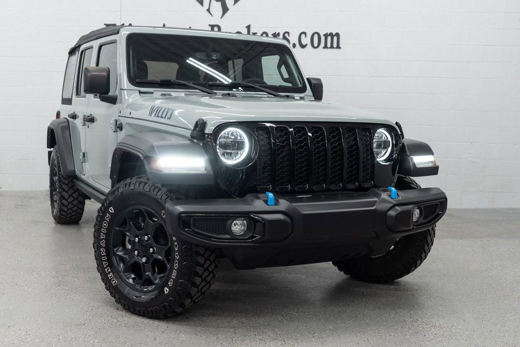 Used 2023 Jeep Wrangler Unlimited w/ 8.4" Radio Group AWD/4WD image 7