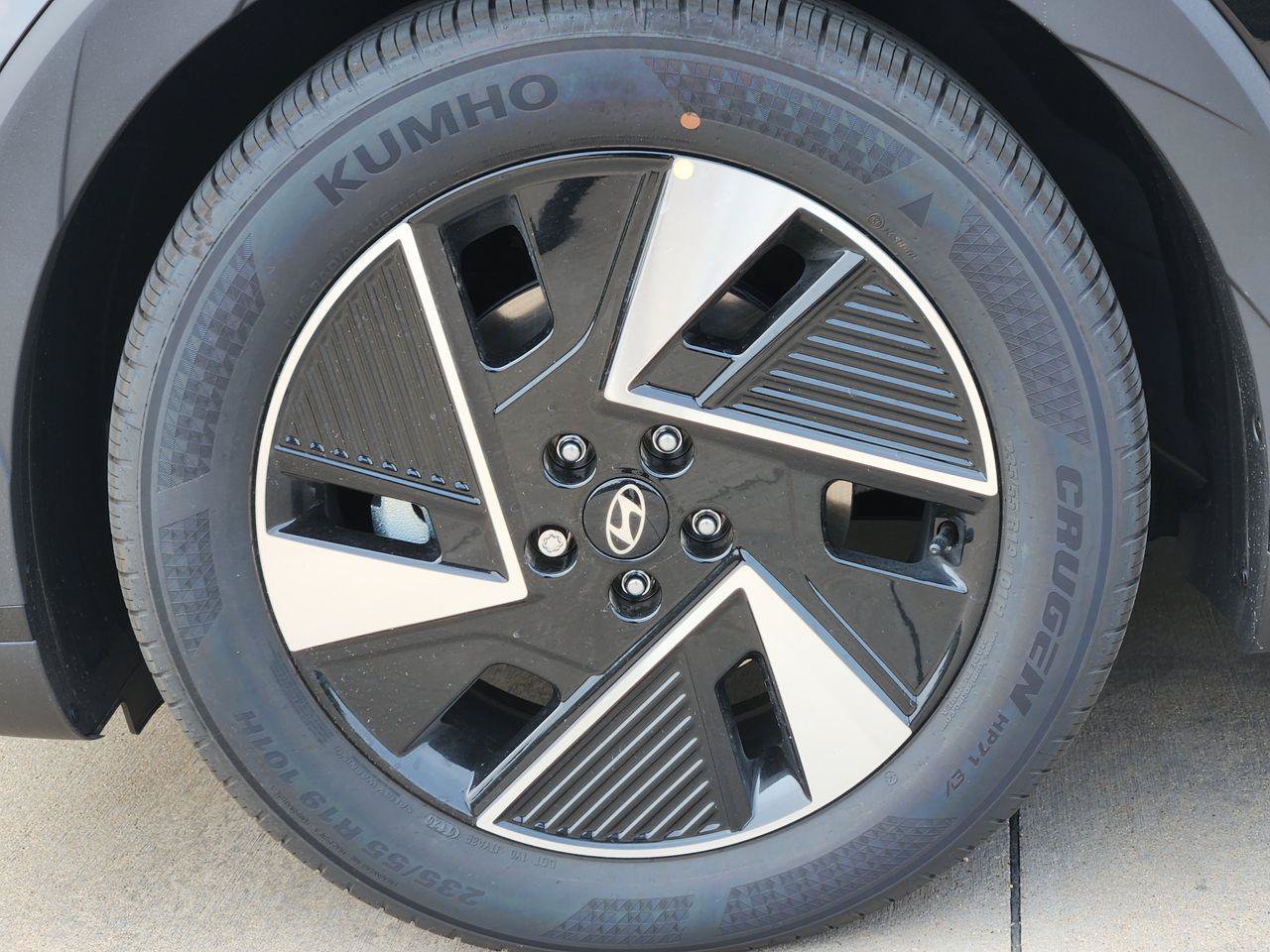 New 2027 Hyundai Ioniq 5 SE RWD image 7