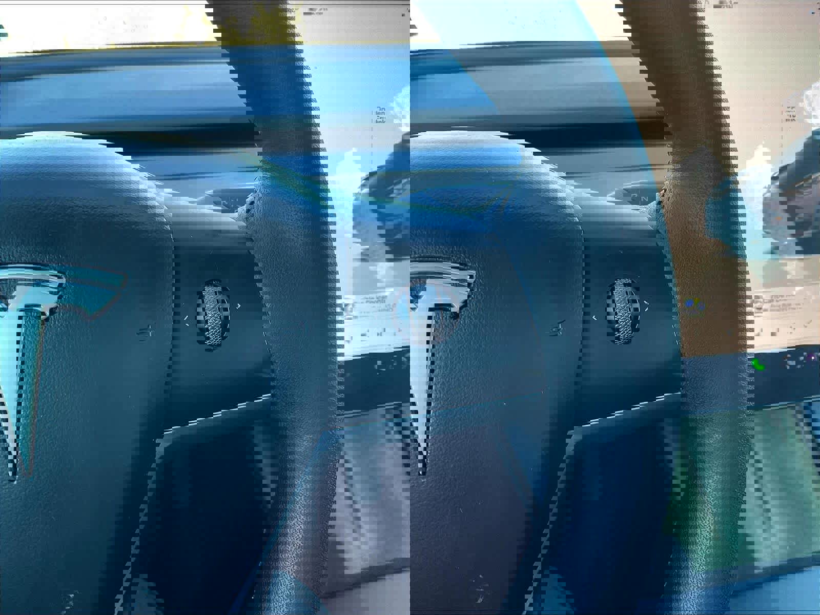 Used 2023 Tesla Model 3 Standard Range image 24