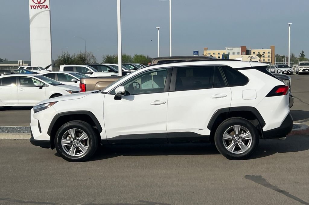 Certified 2025 Toyota RAV4 XLE image 9