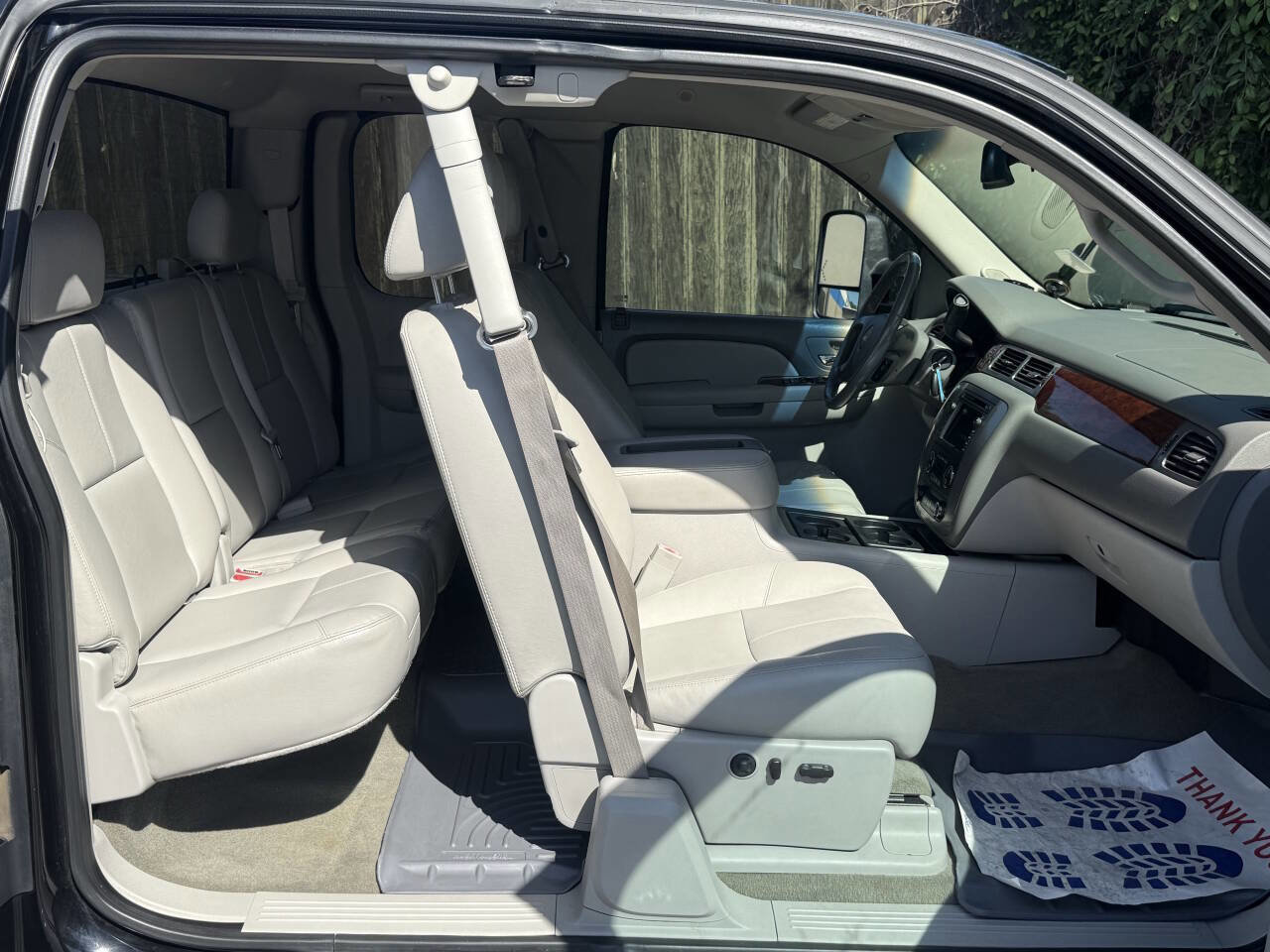 Used 2009 GMC Sierra 3500 SLT w/ SLT Convenience Package image 13