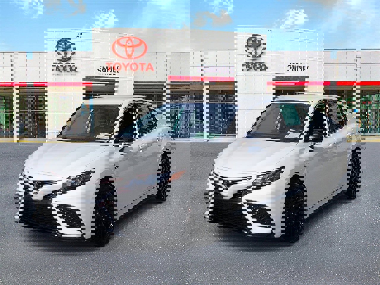 Used 2022 Toyota Camry SE