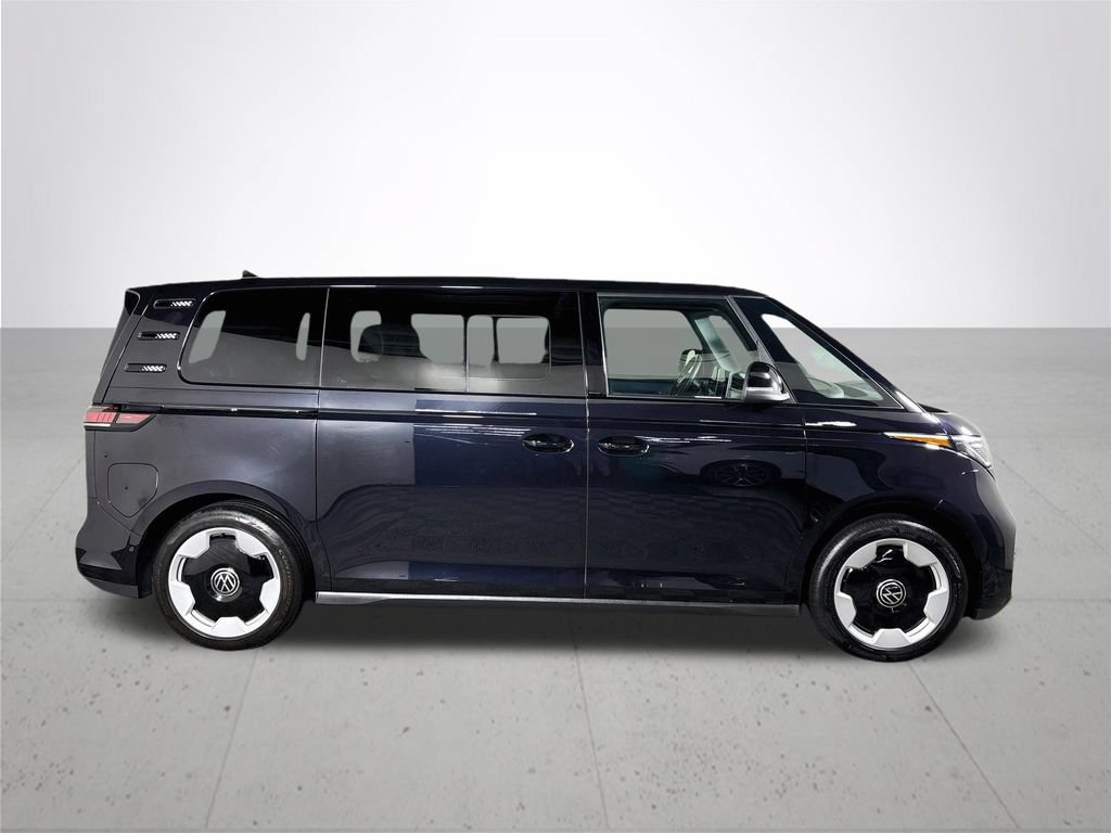 Certified 2025 Volkswagen ID. Buzz Pro S RWD image 6