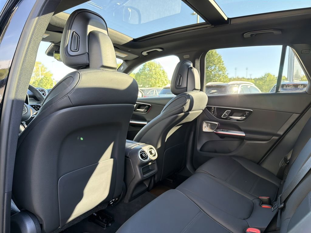 Certified 2025 Mercedes-Benz GLC 300 4MATIC image 12