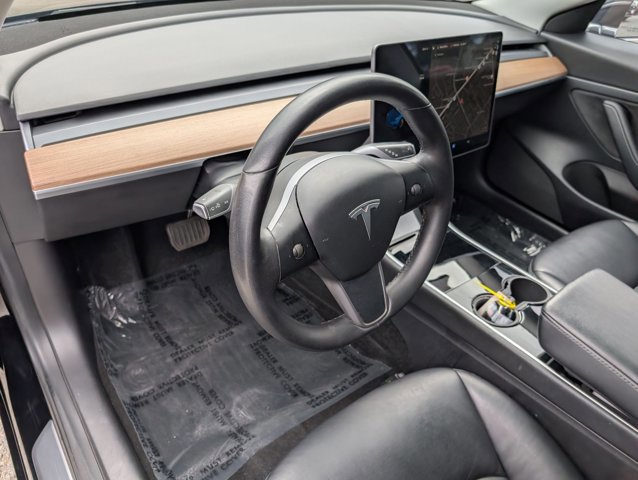 Used 2020 Tesla Model 3 Standard Range image 10