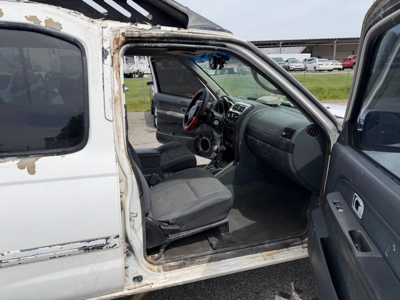 Used 2002 Nissan Xterra XE image 14