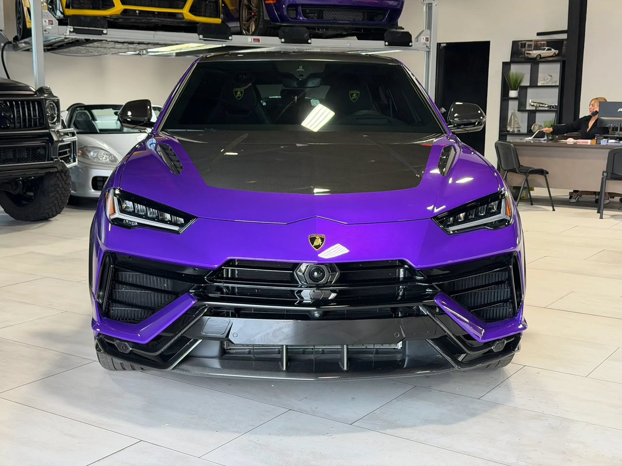 Used 2024 Lamborghini Urus Performante AWD/4WD image 19