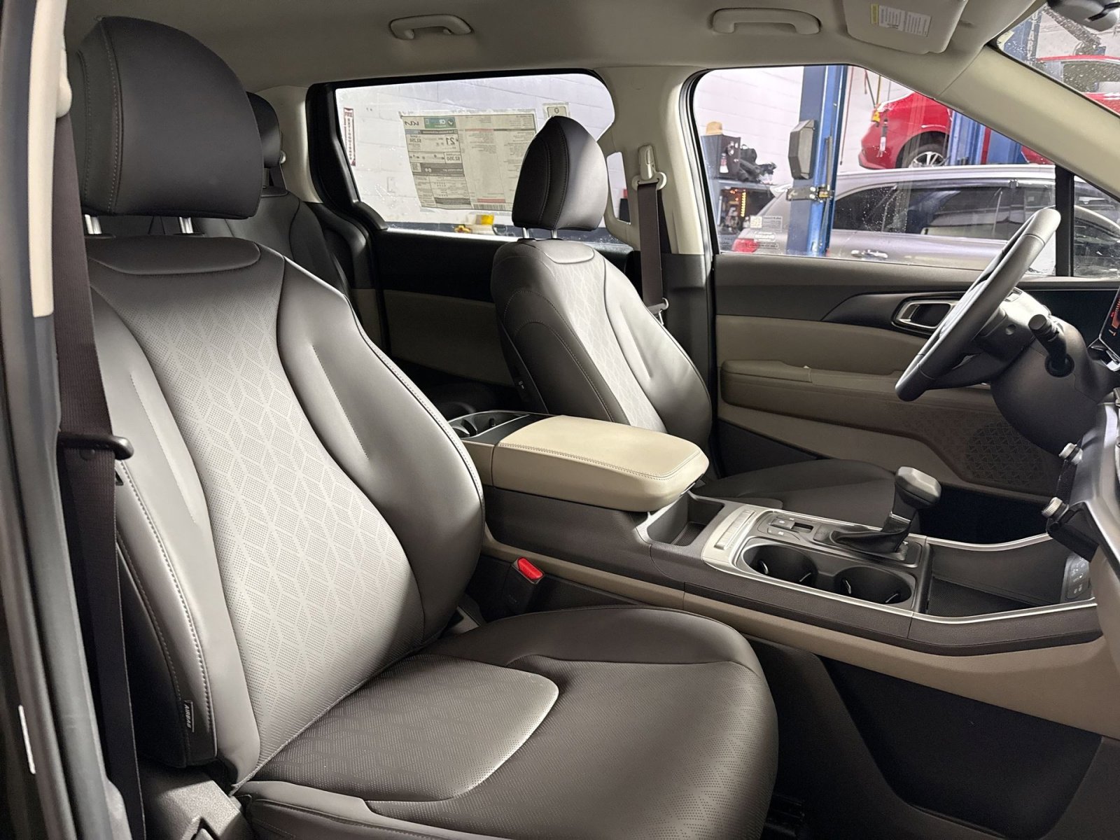 New 2026 Kia Carnival LXS image 27