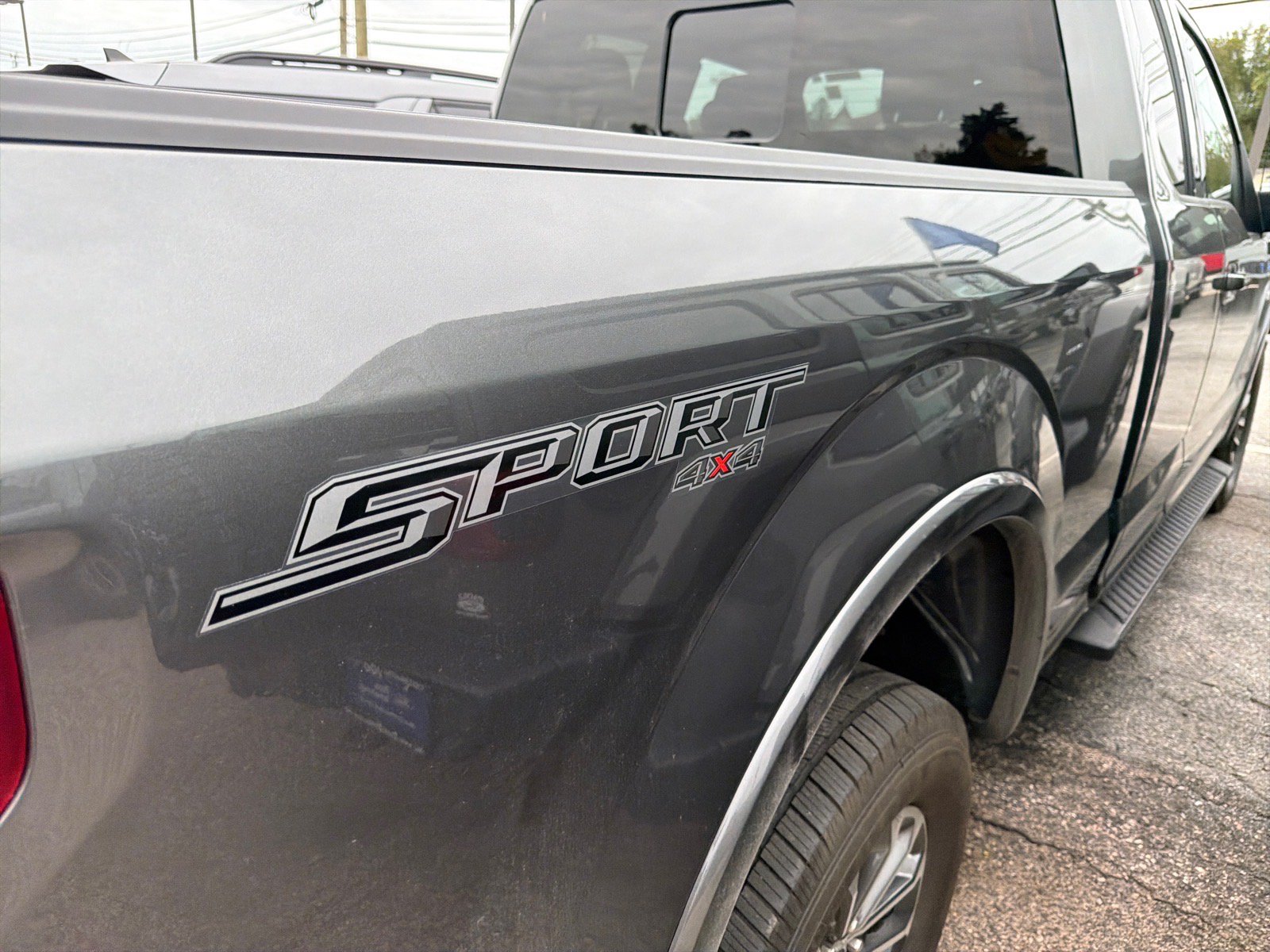 Certified 2020 Ford F150 XLT w/ Equipment Group 302A Luxury AWD/4WD image 7