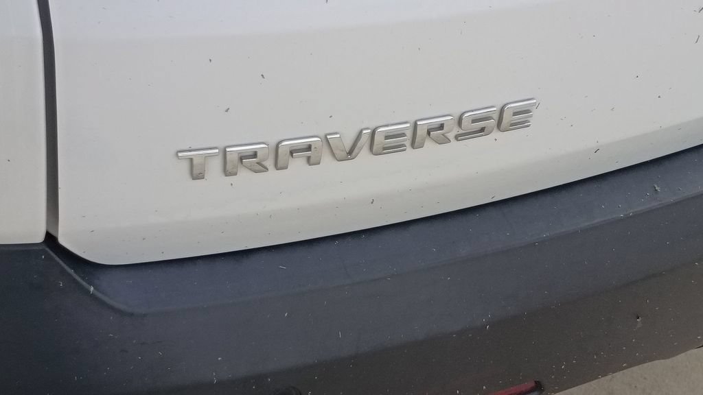 Used 2020 Chevrolet Traverse LT FWD image 10