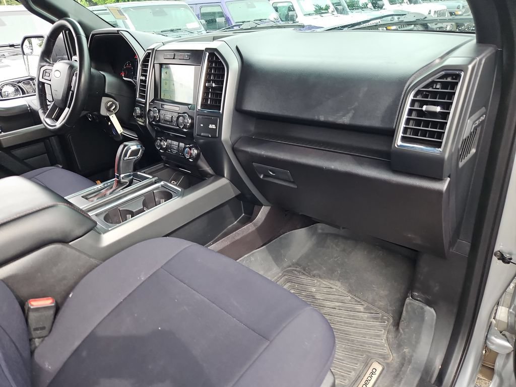 Used 2017 Ford F150 XLT w/ Equipment Group 302A Luxury AWD/4WD image 17