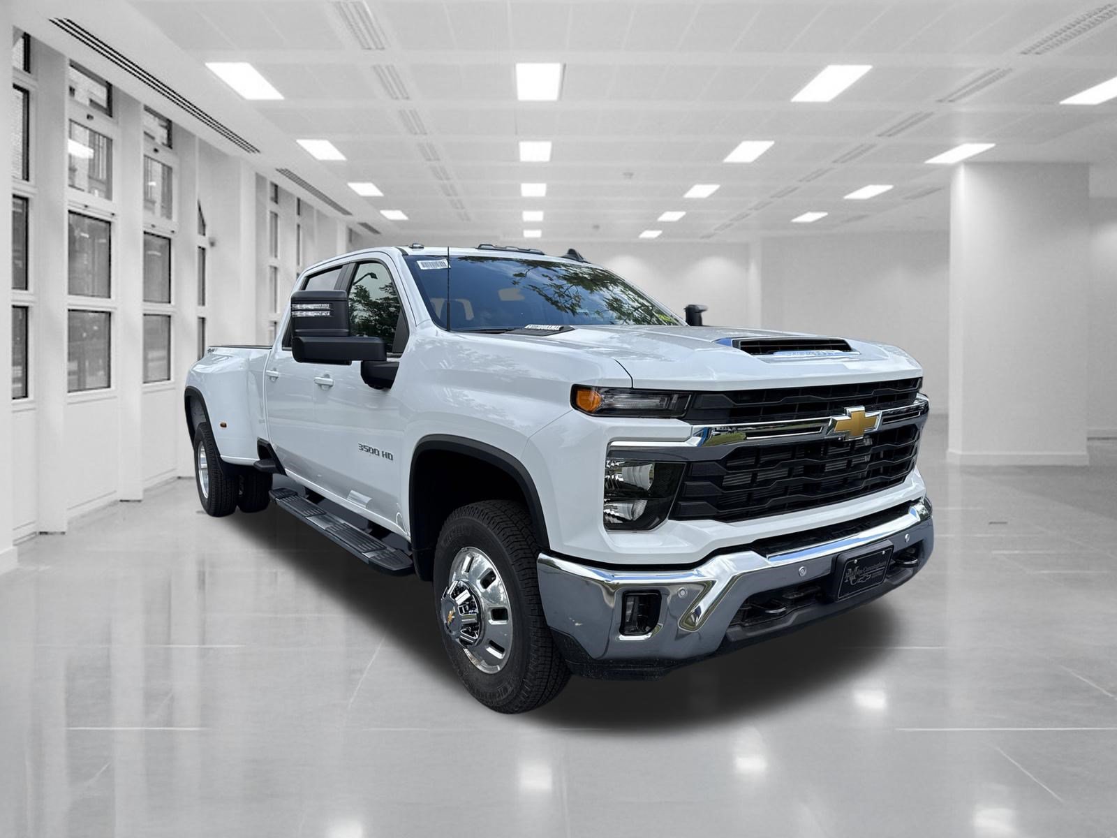 New 2026 Chevrolet Silverado 3500 LT w/ All Star Edition AWD/4WD image 3