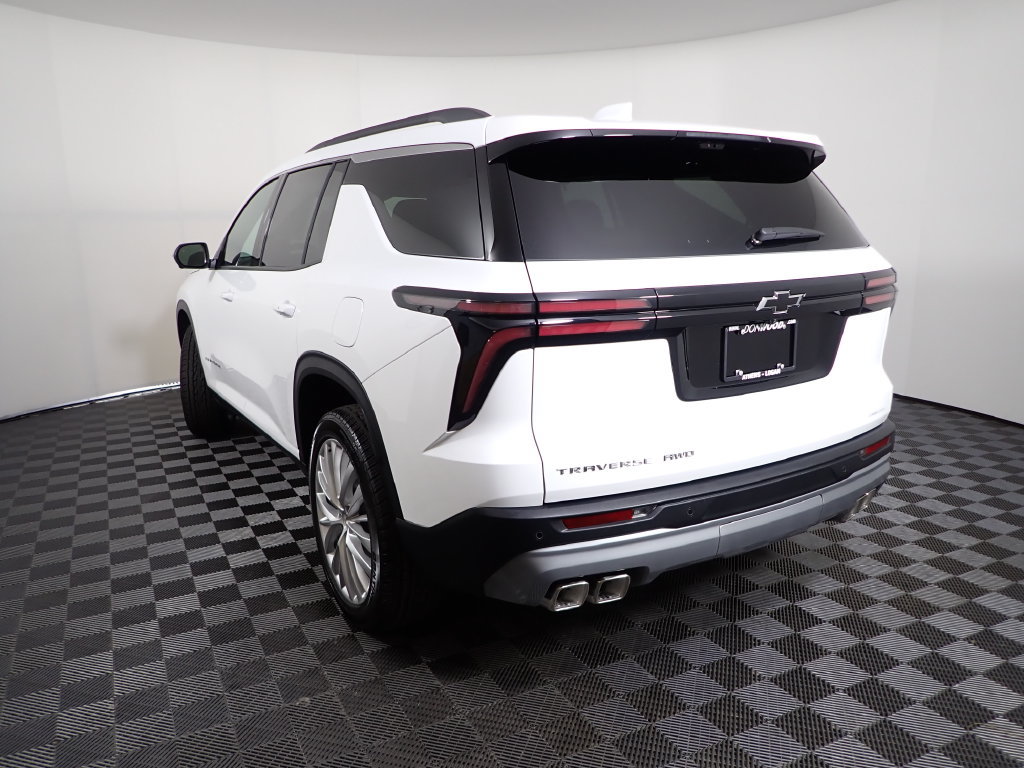 New 2027 Chevrolet Traverse LT w/ Driver Confidence Package AWD/4WD image 13