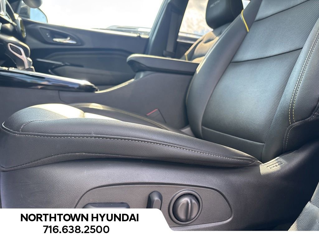 Used 2024 Chevrolet Trax ACTIV w/ Sunroof Package FWD image 10