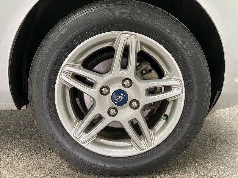 Used 2019 Ford Fiesta SE image 26