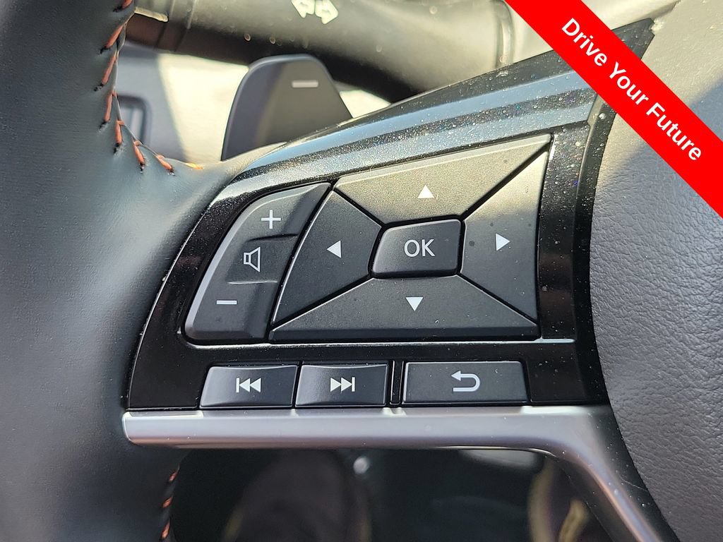 Used 2025 Nissan Altima 2.5 SR AWD/4WD image 5