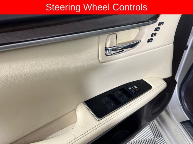 Used 2017 Lexus ES 350 w/ Luxury Package FWD image 13