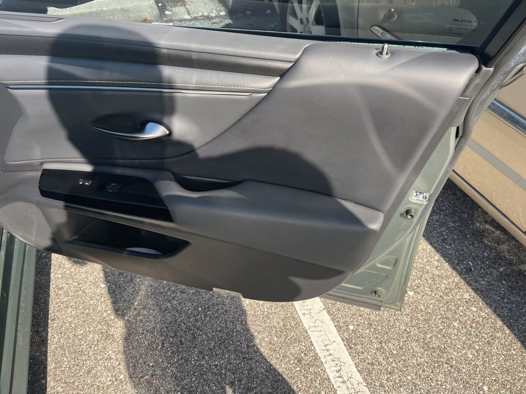 Used 2022 Lexus ES 350 w/ Premium Package image 6