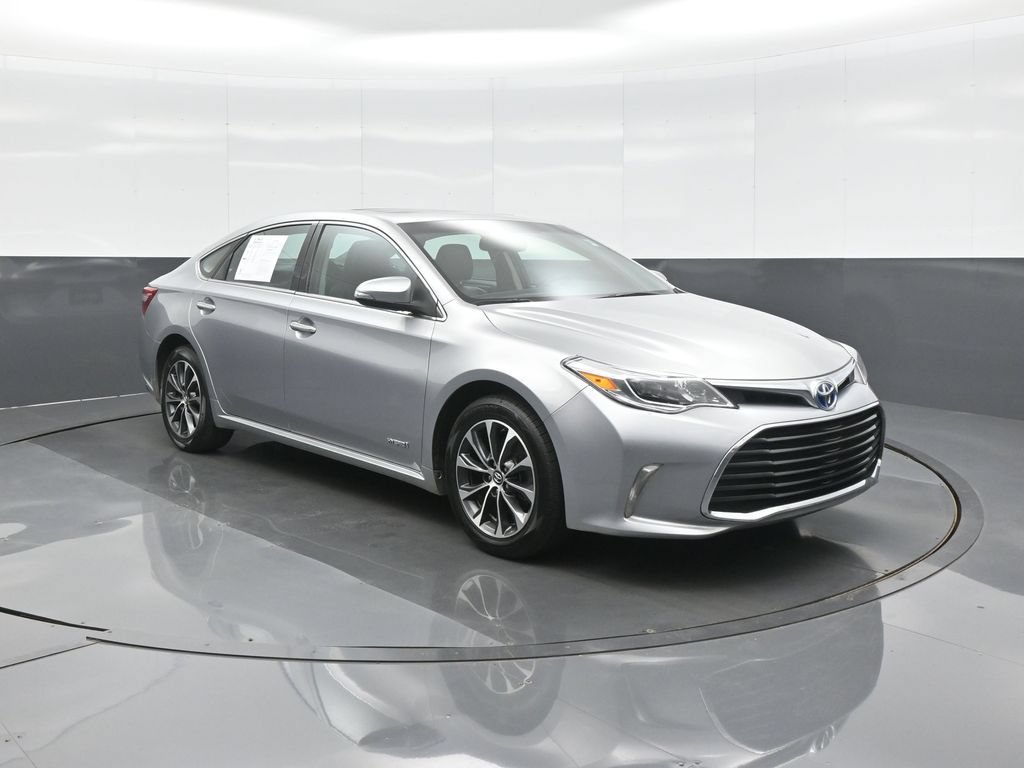 Used 2016 Toyota Avalon XLE Premium FWD image 1