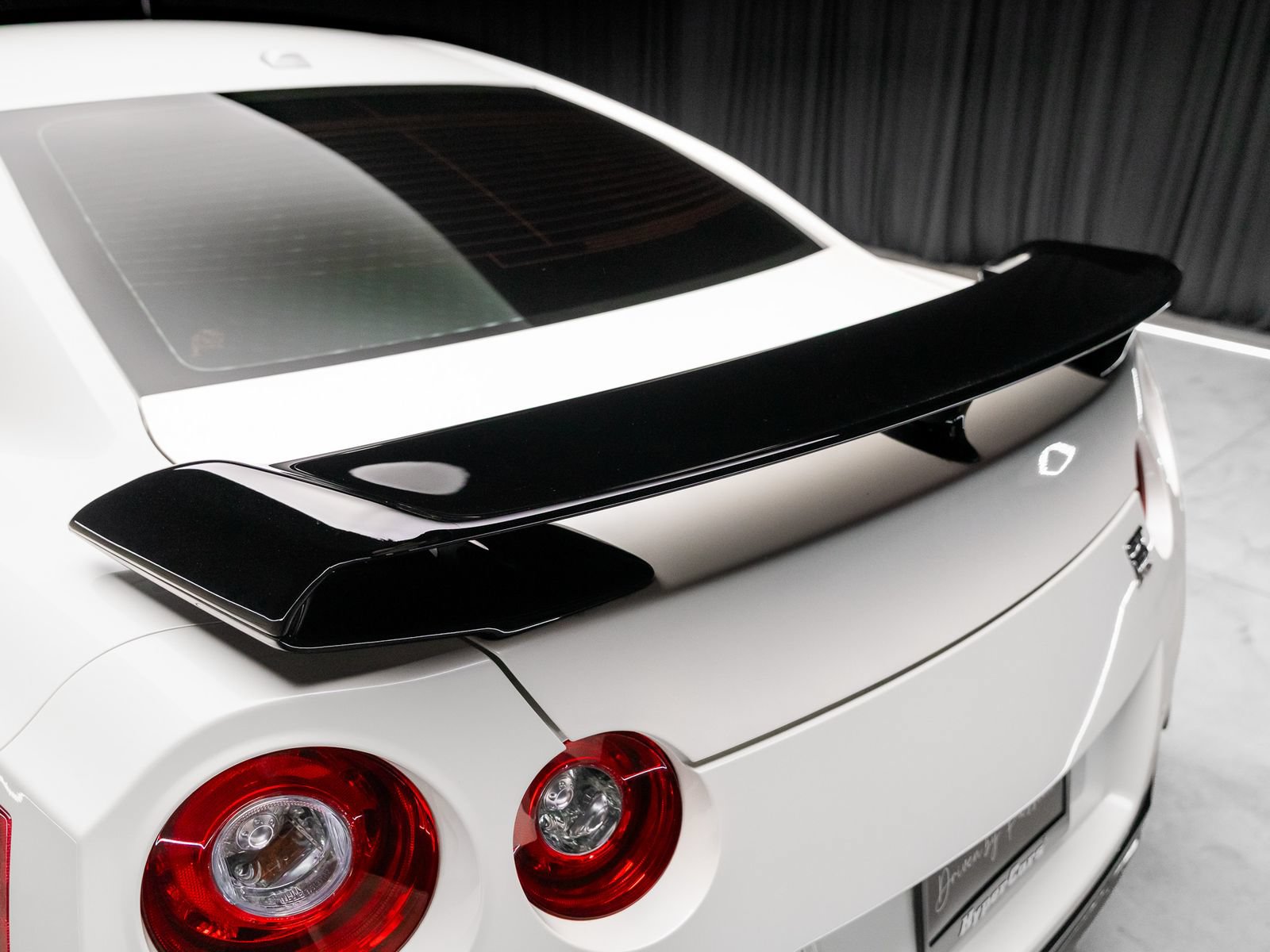 Used 2021 Nissan GT-R Premium AWD/4WD image 39