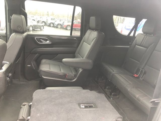 Used 2021 Chevrolet Suburban RST w/ Luxury Package image 27