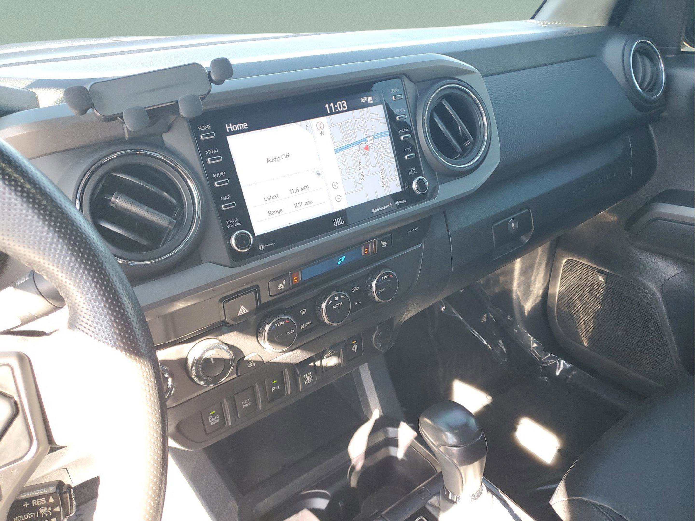 Used 2022 Toyota Tacoma TRD Sport image 12