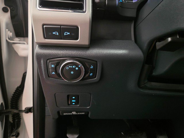 Used 2022 Ford F250 Lariat w/ Chrome Package image 39