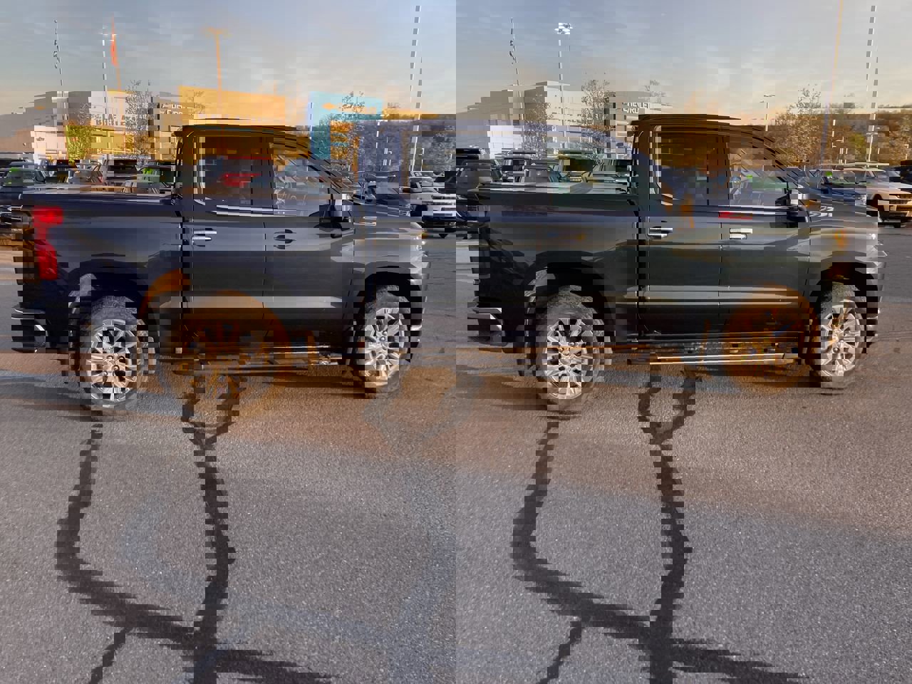 Used 2019 Chevrolet Silverado 1500 LTZ w/ LTZ Plus Package image 8