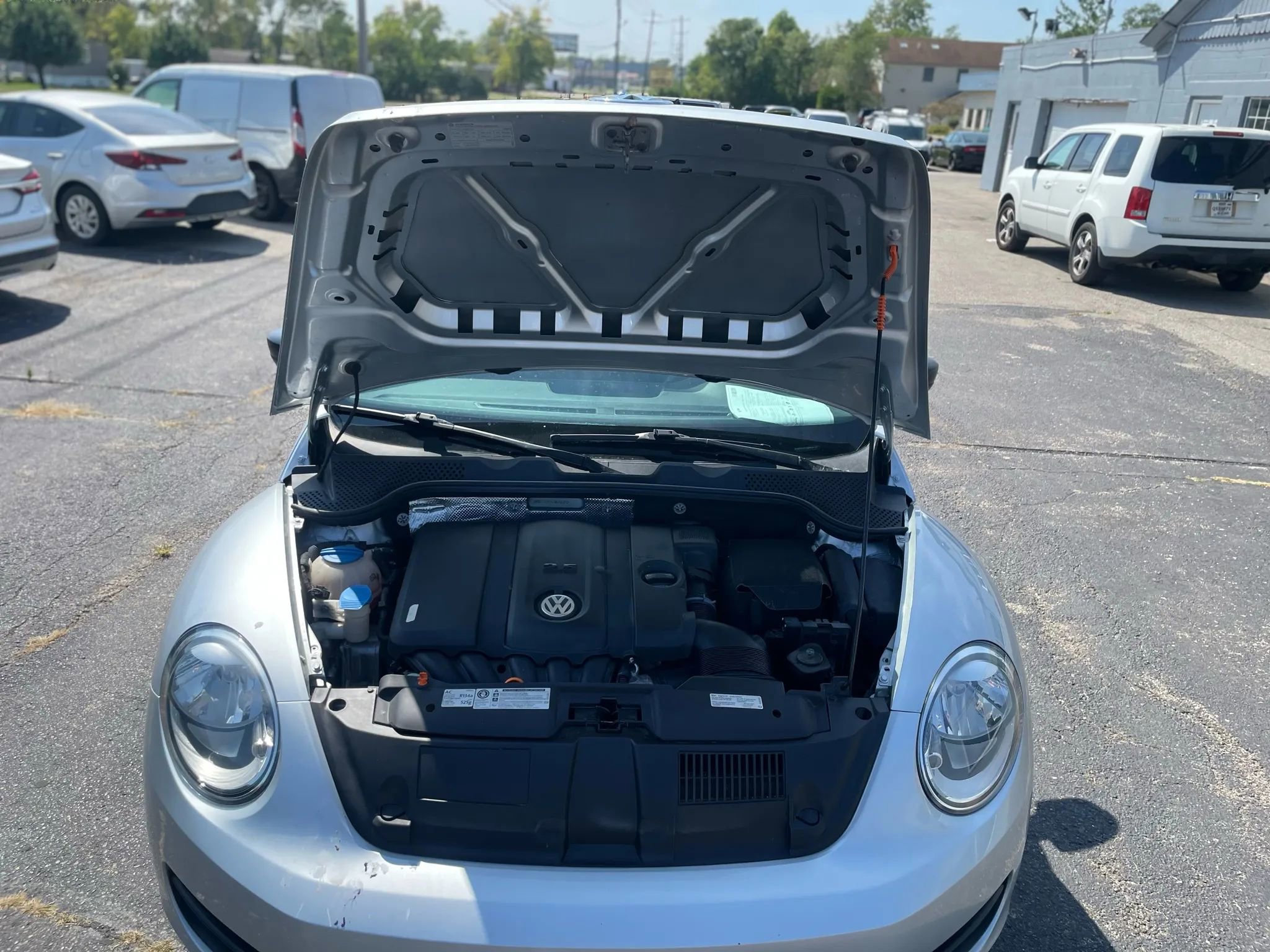 Used 2012 Volkswagen Beetle 2.5 image 12